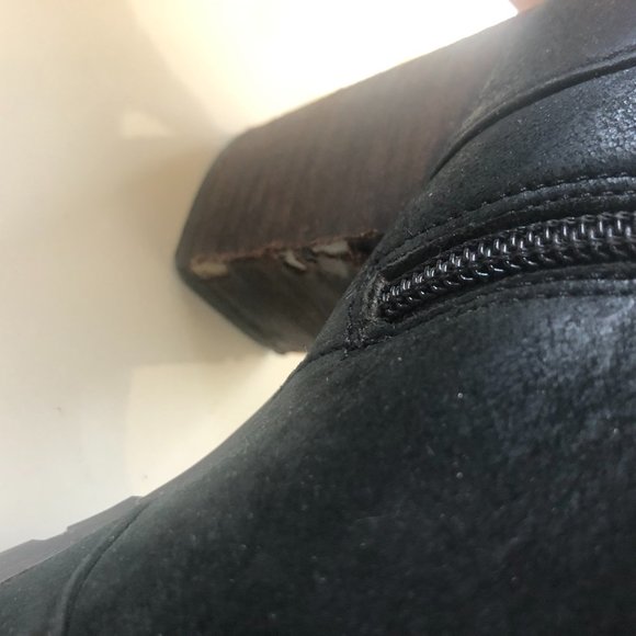 Clarks ankle booties! Womens size 7 - Picture 3 of 10